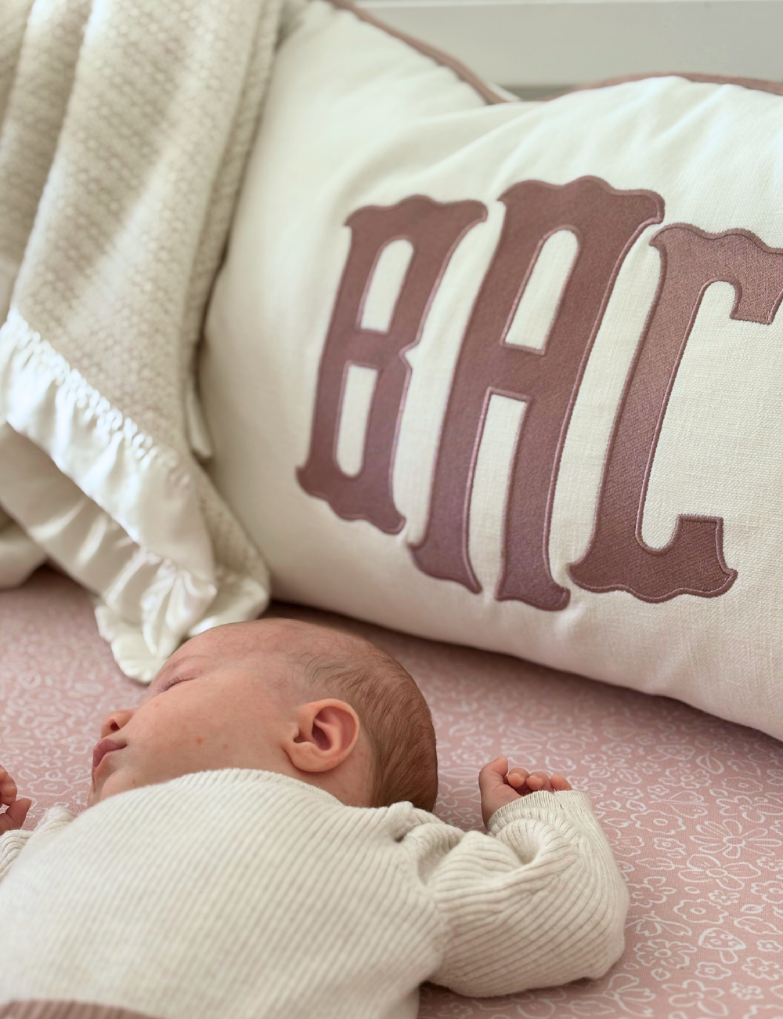 Heritage Monogram Cushion, Marshmallow