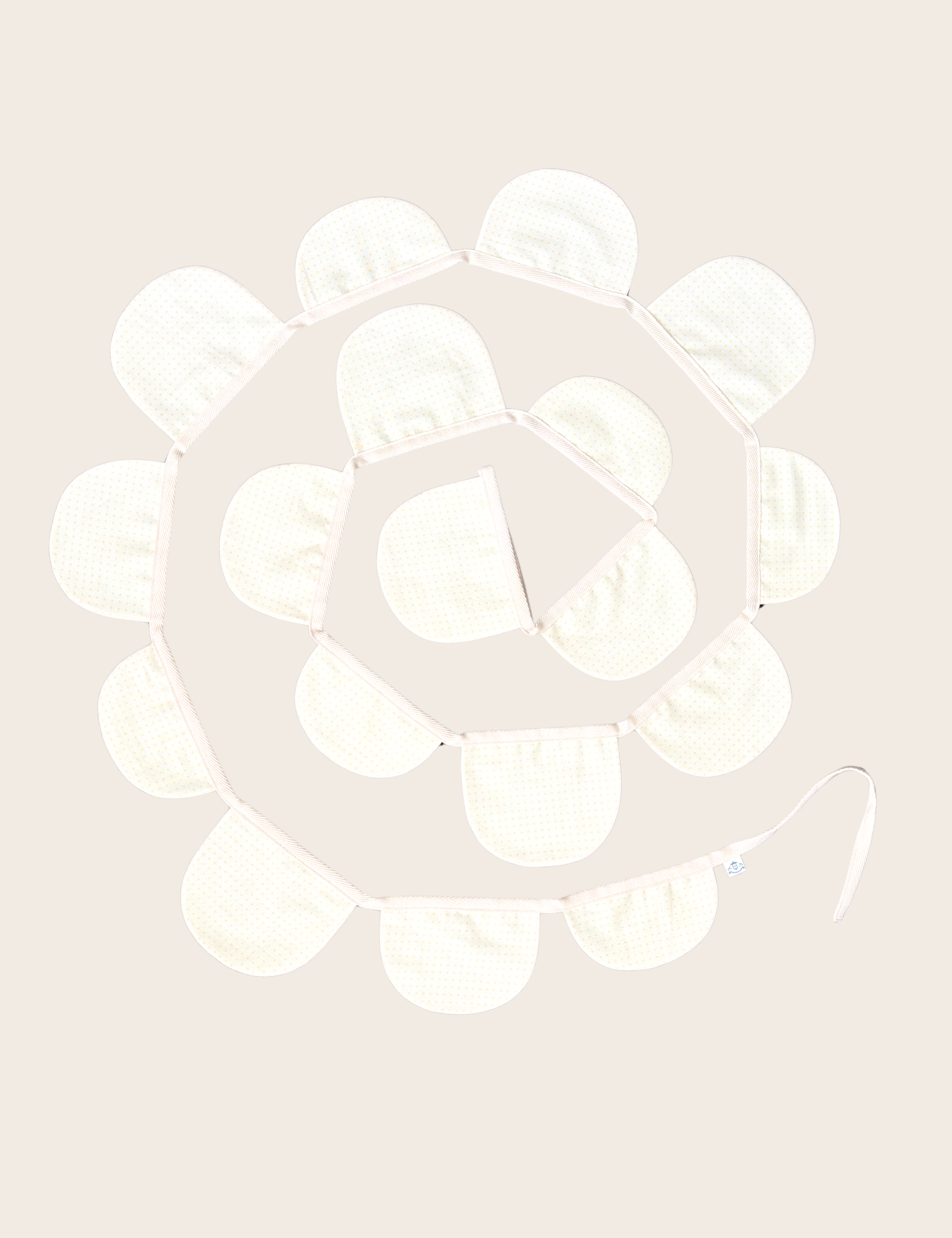 Scallop Garland - Lemon Drop