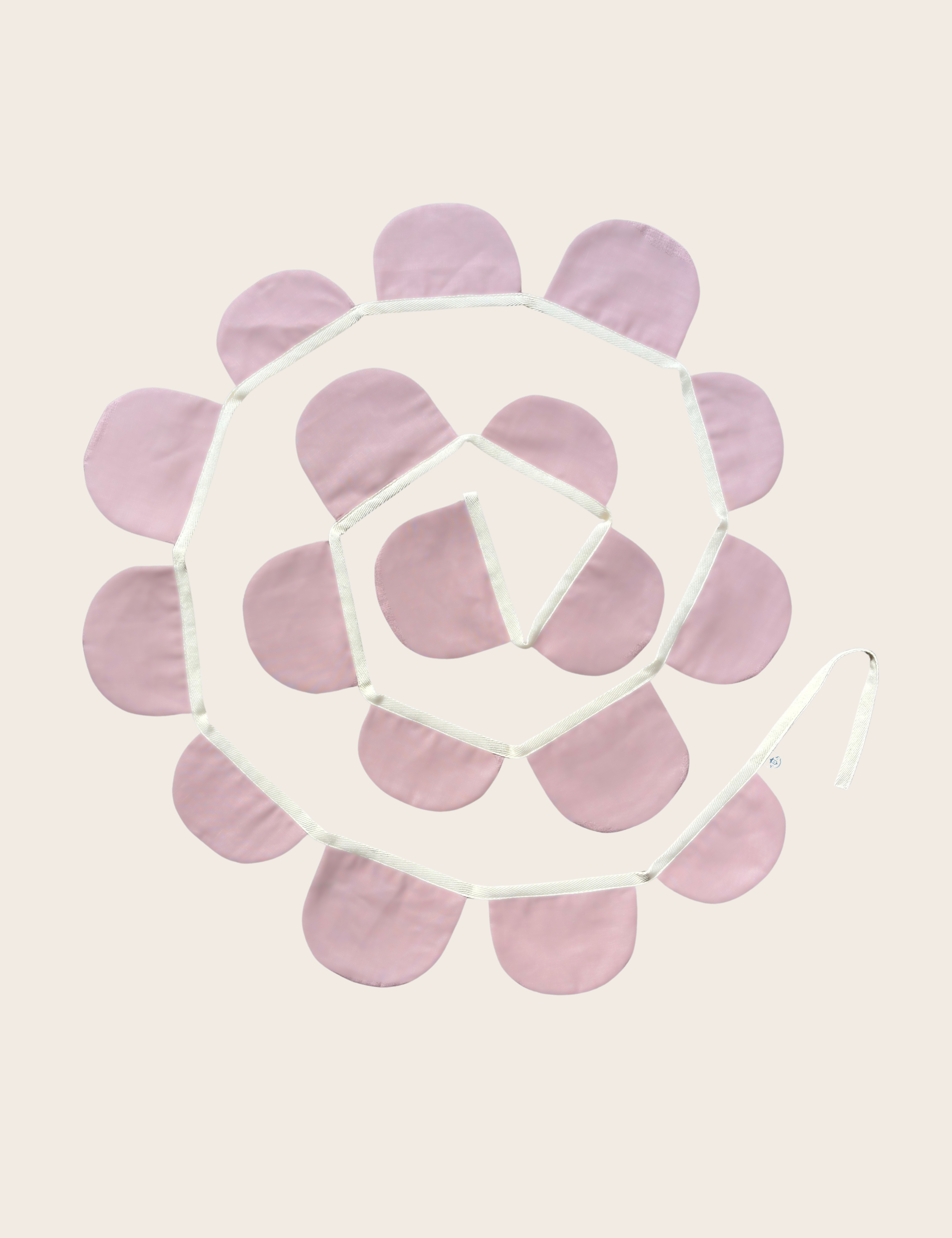 Scallop Garland - Marshmallow